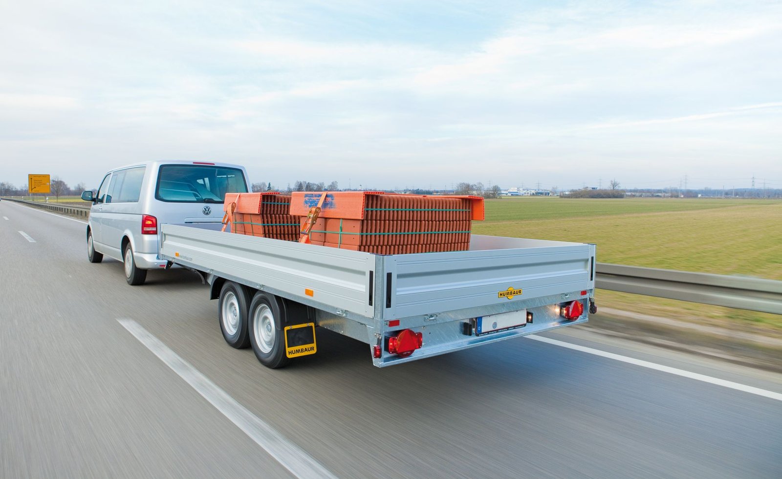 Remorque modèle plateau HN 203116, 2000 kg, pneus 10 pouces – Image 6