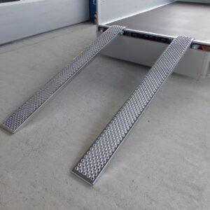 Rampe de chargement pour remorque, en aluminium, droite, 2000 x 200 mm, capacité de charge 400 kg, 1 paire