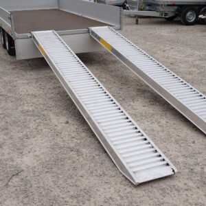 Rampe de chargement en aluminium droit pour remorque, 3500 x 360 mm, capacité de charge 3100 kg - pleine