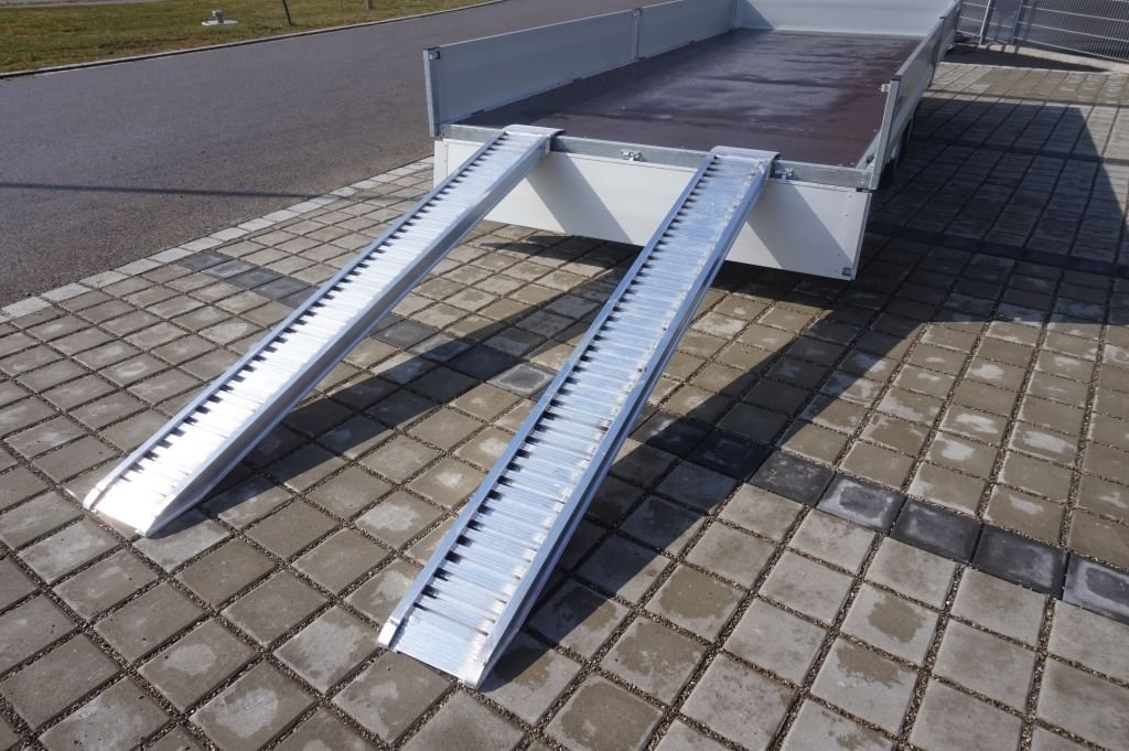 Rampe de chargement en aluminium droit pour remorque, 2500 x 260 mm, capacité de charge 3000 kg, 1 paire - pleine – Image 2